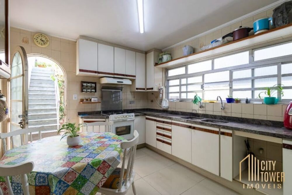 Casa, 3 quartos, 200 m² - Foto 1