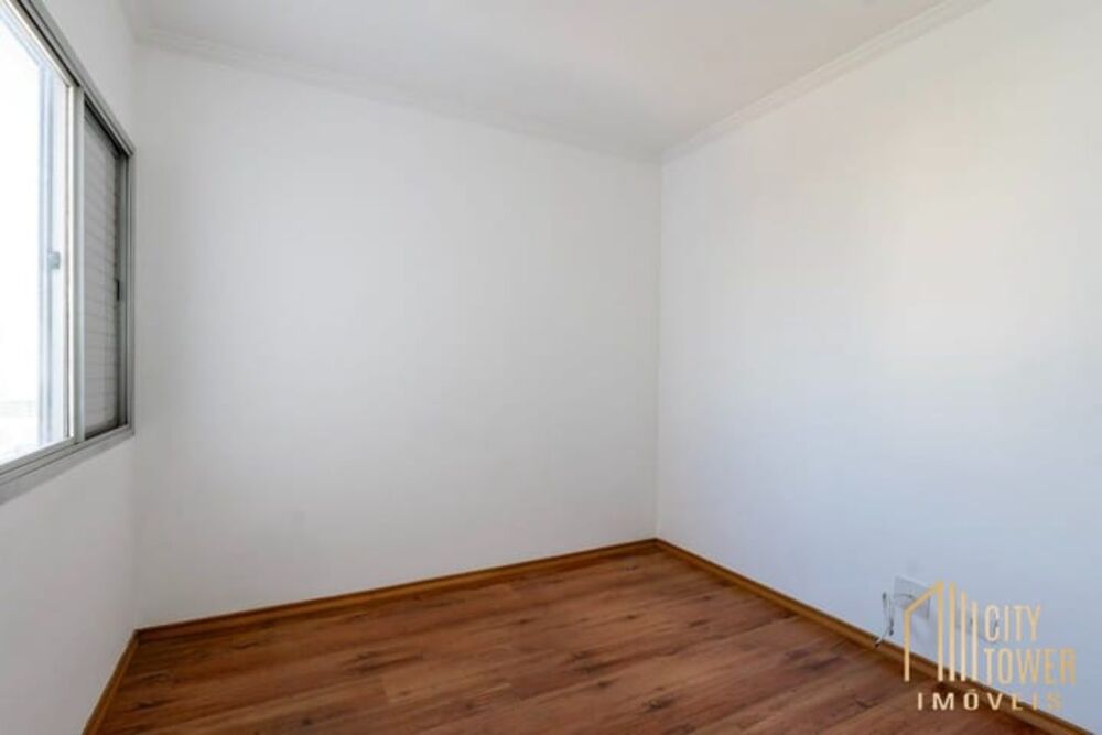 Apartamento à venda com 2 quartos, 65m² - Foto 4