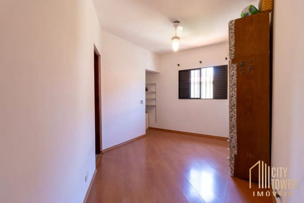Casa, 3 quartos, 330 m² - Foto 2