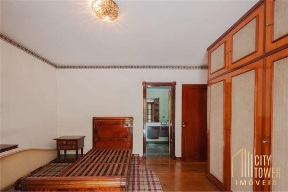 Casa, 5 quartos, 629 m² - Foto 1