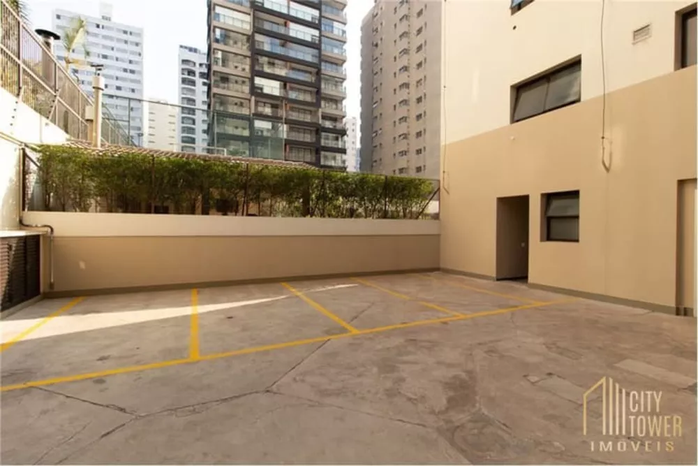 Apartamento à venda com 4 quartos, 192m² - Foto 2