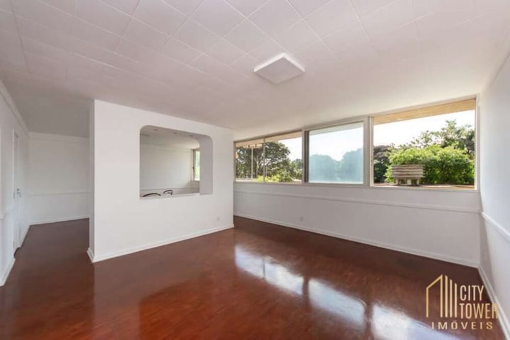 Apartamento à venda com 3 quartos, 162m² - Foto 1