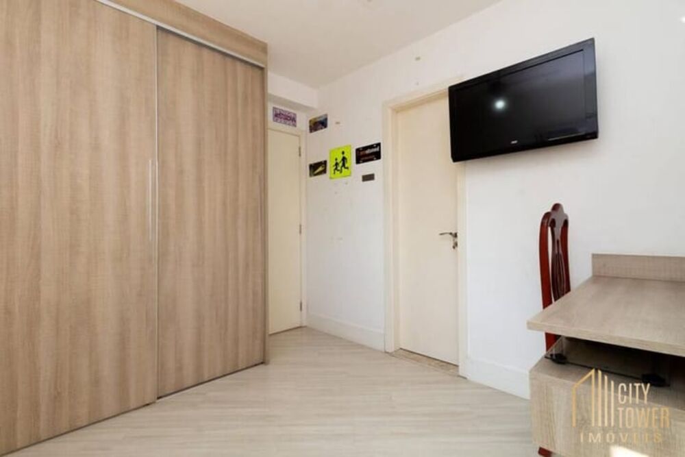 Apartamento à venda com 3 quartos, 140m² - Foto 11