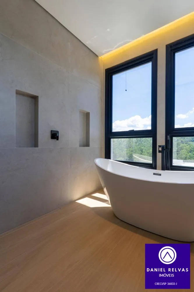 Casa, 4 quartos, 427 m² - Foto 1