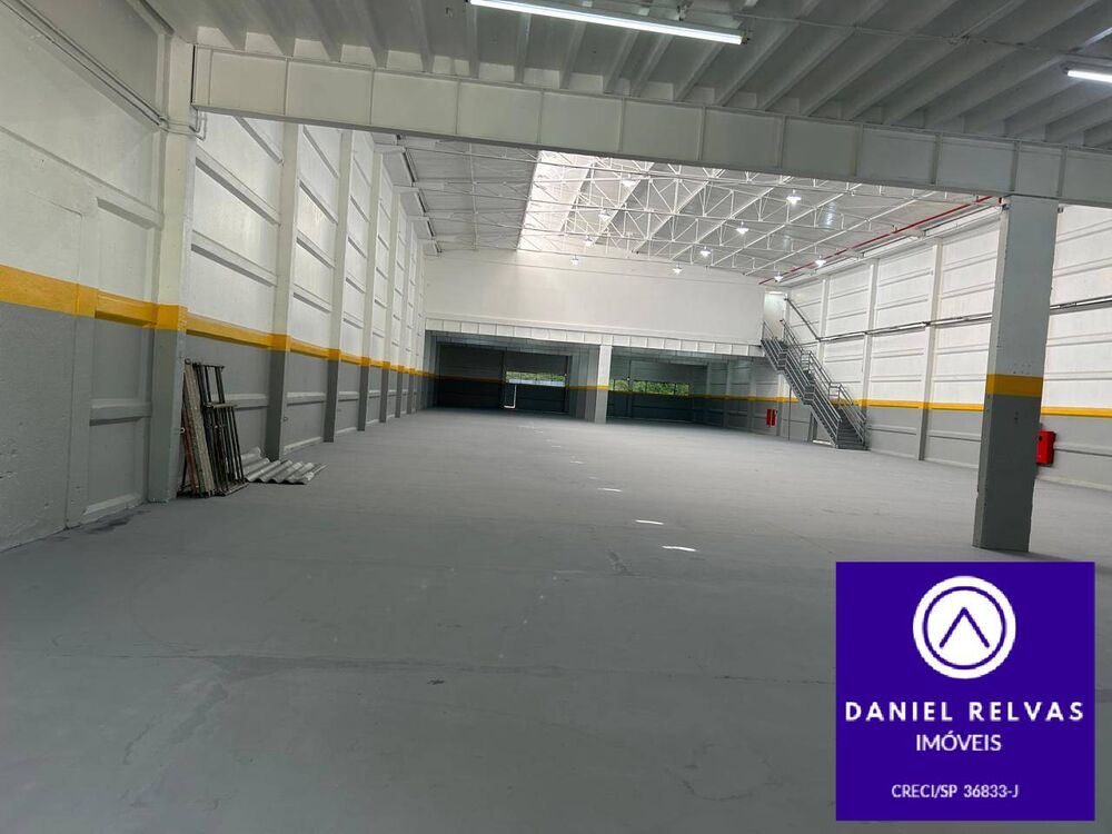 Depósito-Galpão-Armazém para alugar, 2200m² - Foto 2