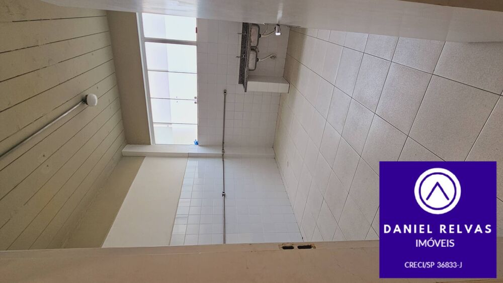 Depósito-Galpão, 675 m² - Foto 1