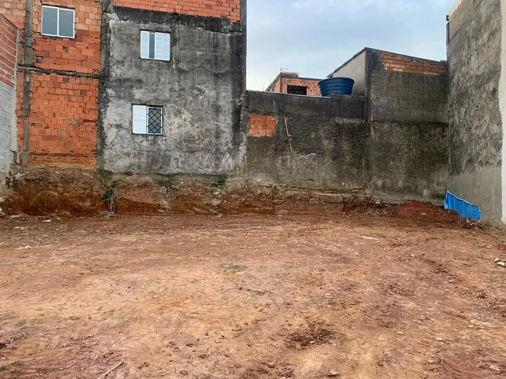 Terreno, 299 m² - Foto 1