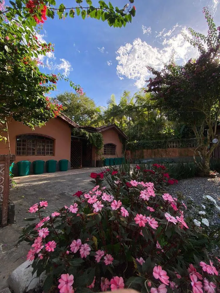 Chácara, 5 quartos, 3182 m² - Foto 2
