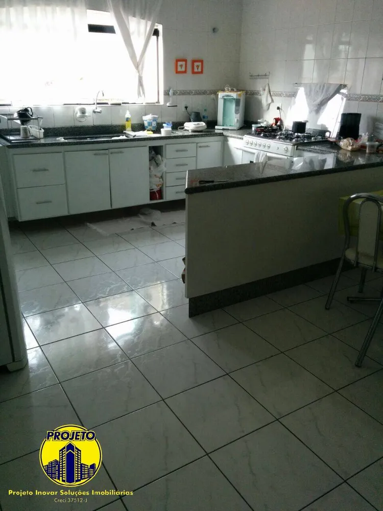 Casa, 3 quartos, 205 m² - Foto 6