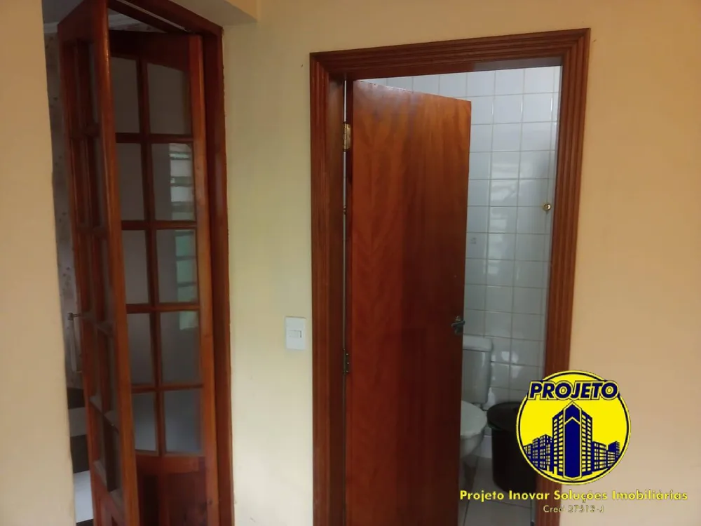 Sobrado, 4 quartos, 221 m² - Foto 2