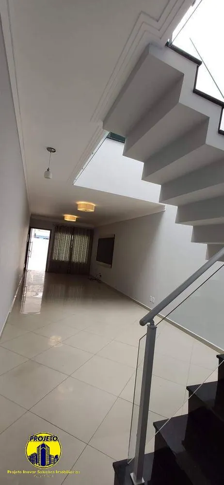 Sobrado, 3 quartos, 180 m² - Foto 2