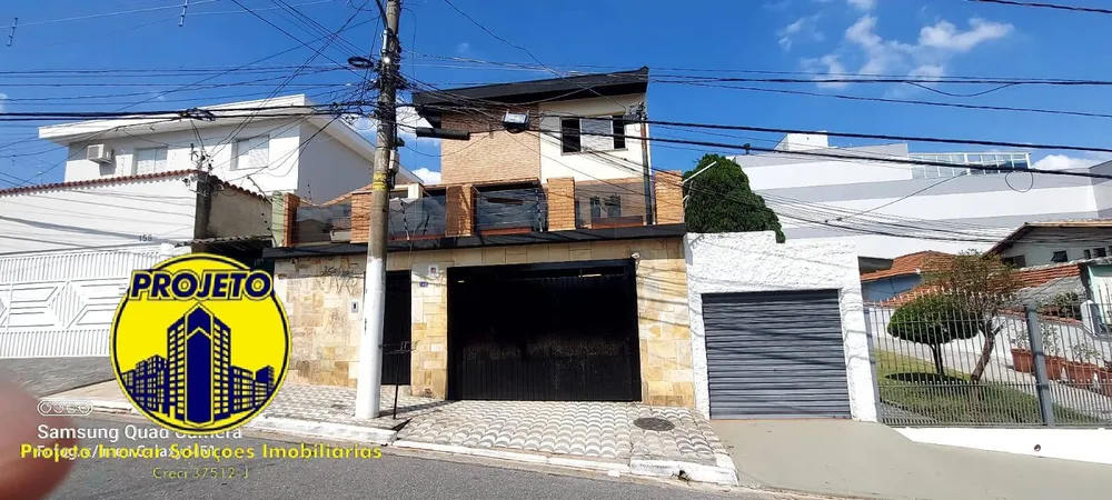 Casa, 3 quartos, 210 m² - Foto 1