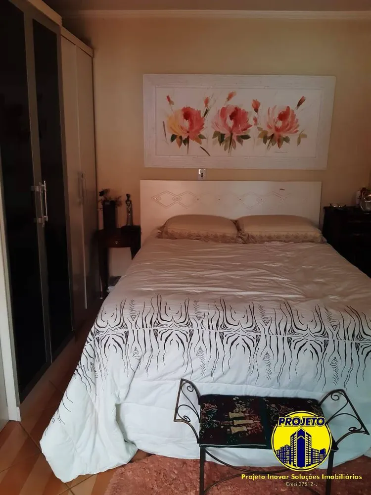 Sobrado, 3 quartos, 240 m² - Foto 1