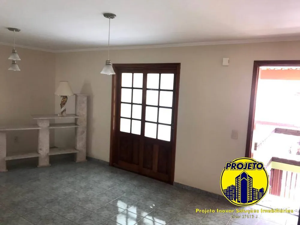 Casa, 2 quartos, 229 m² - Foto 4