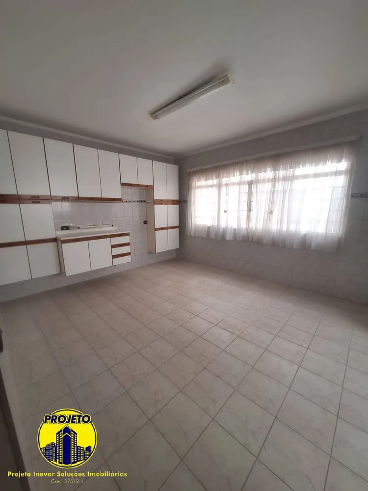 Casa, 3 quartos, 220 m² - Foto 3