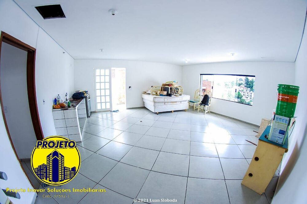 Casa à venda com 3 quartos, 180m² - Foto 2