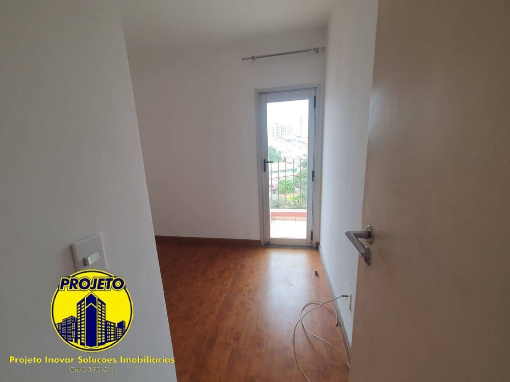 Apartamento para alugar com 3 quartos, 75m² - Foto 9