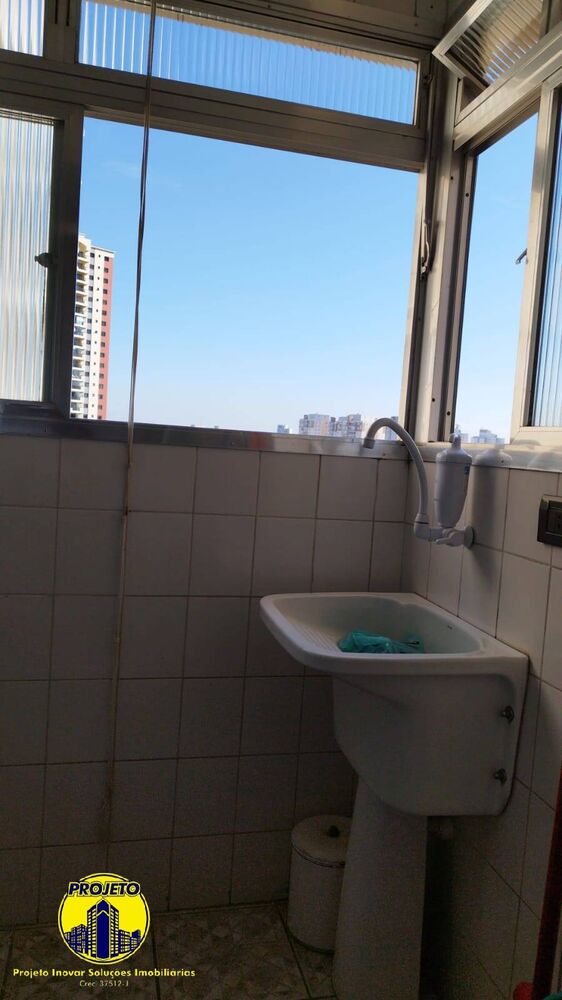 Apartamento para alugar com 2 quartos, 57m² - Foto 12