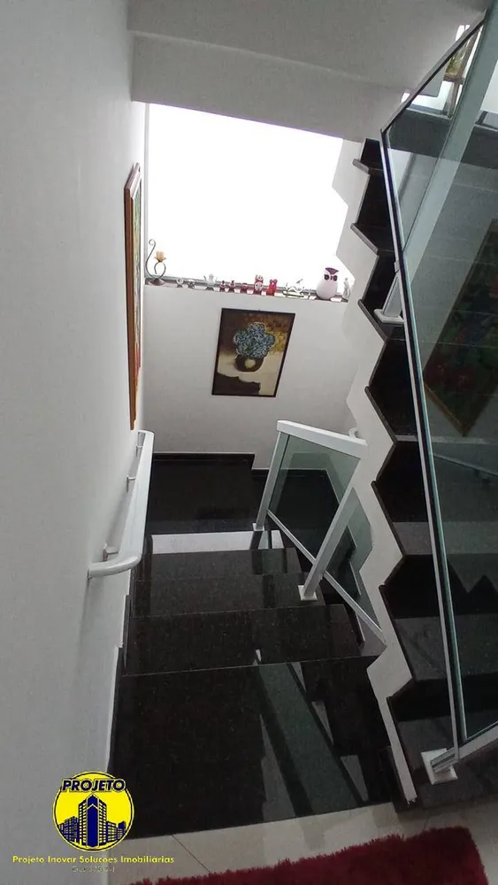 Casa, 3 quartos, 200 m² - Foto 8