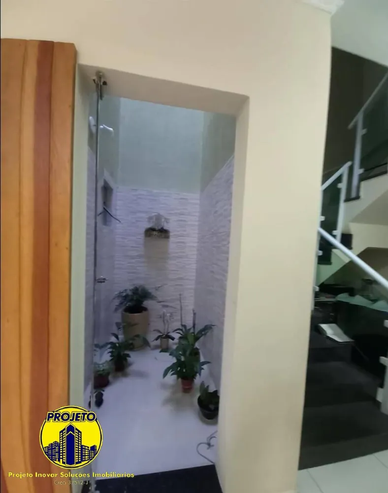 Casa, 4 quartos, 230 m² - Foto 2