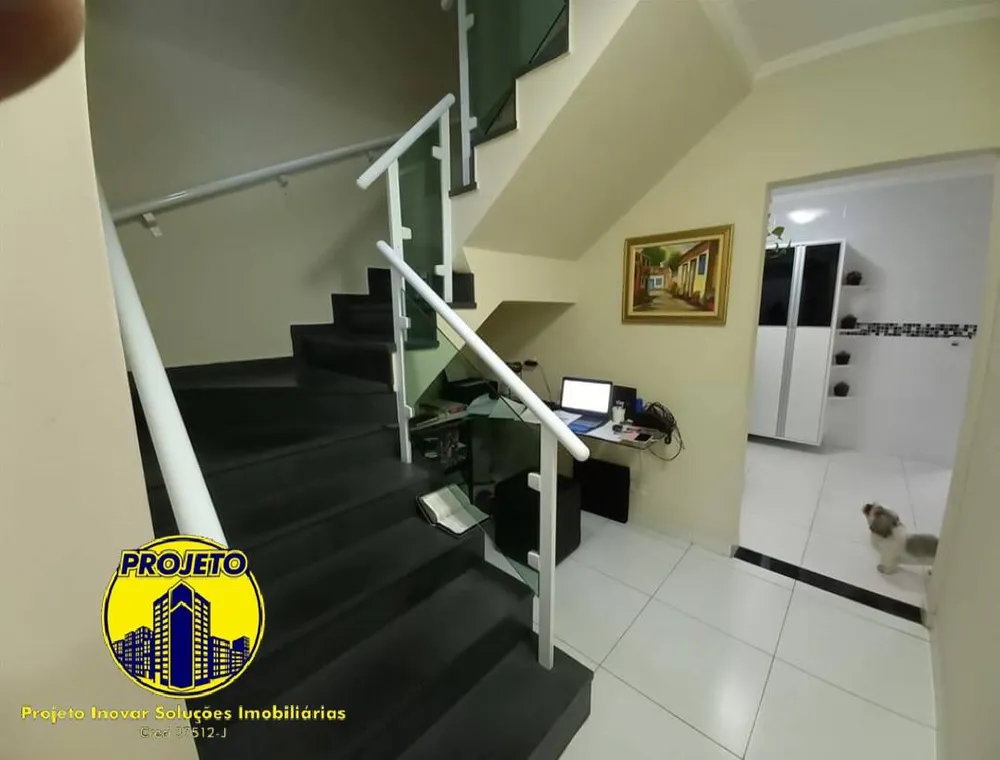 Casa, 4 quartos, 230 m² - Foto 3