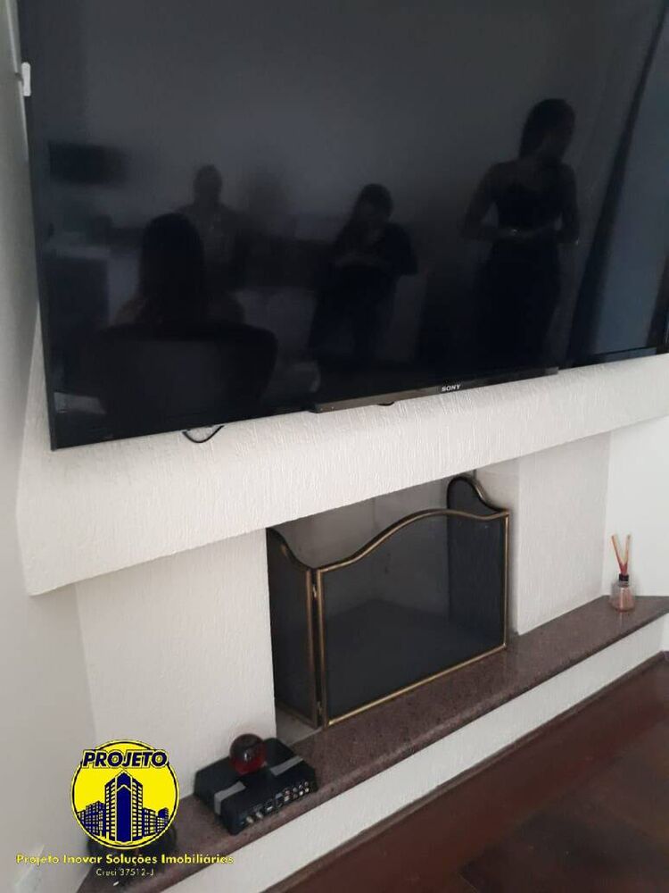 Apartamento para alugar com 3 quartos, 160m² - Foto 2
