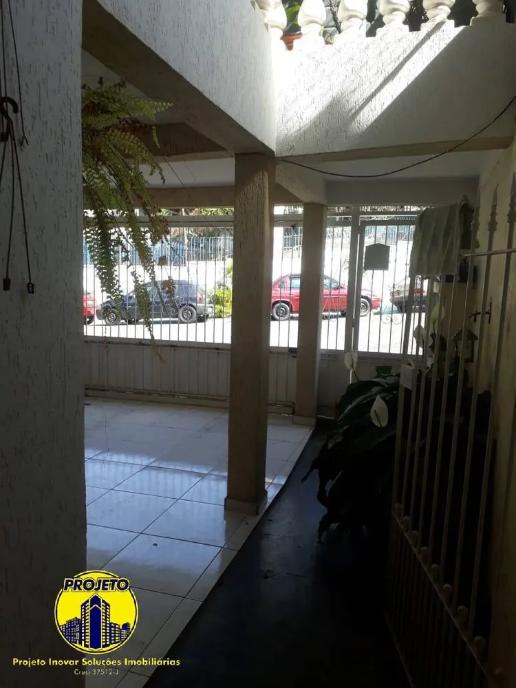 Casa, 3 quartos, 244 m² - Foto 2
