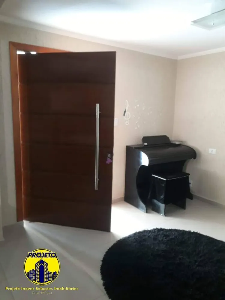 Casa, 3 quartos, 244 m² - Foto 1