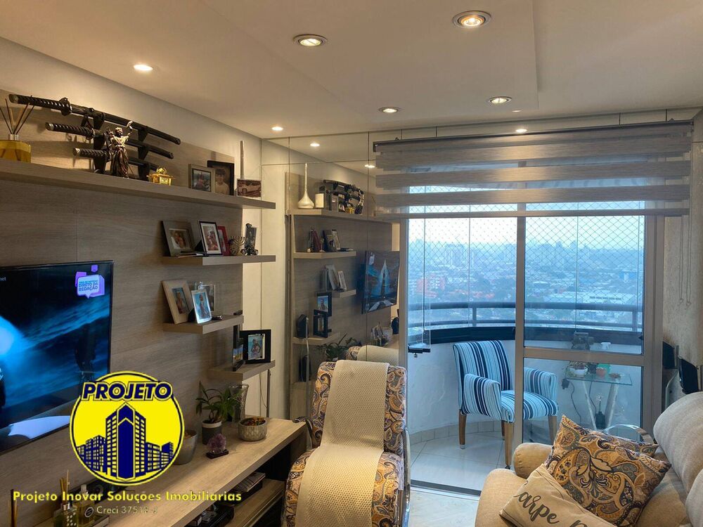 Apartamento à venda com 2 quartos, 67m² - Foto 3