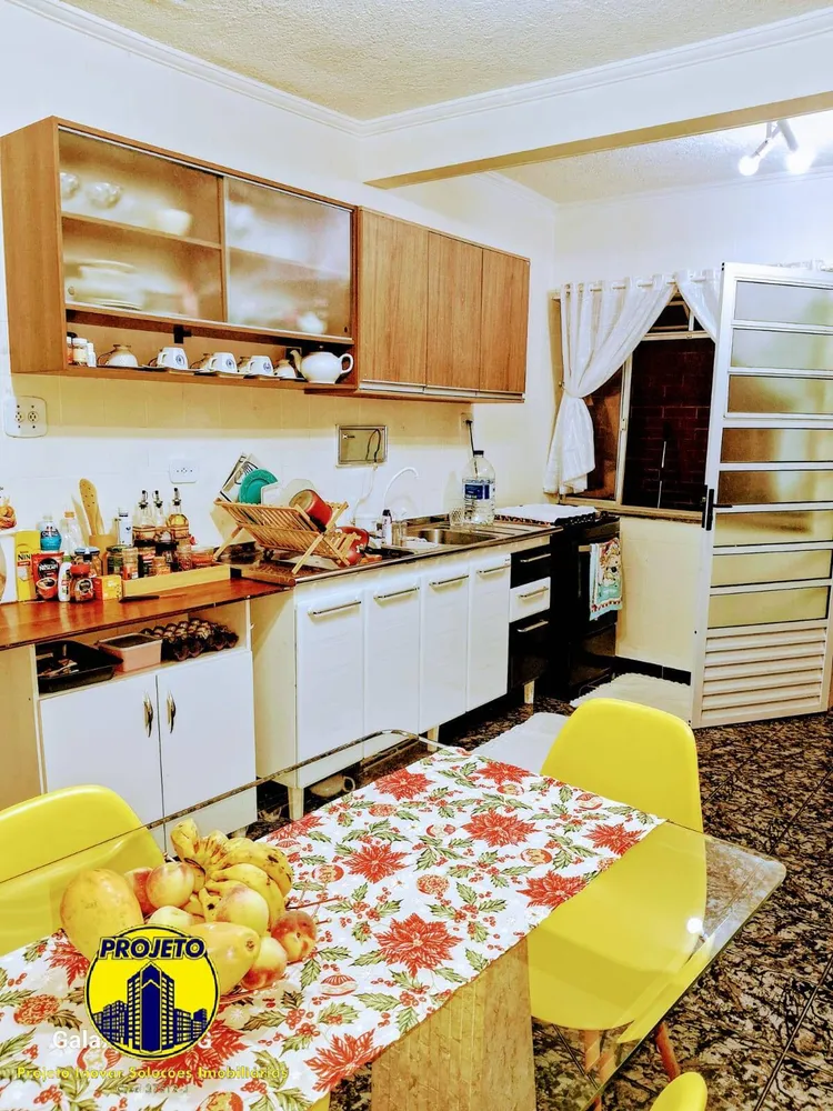 Sobrado, 4 quartos, 170 m² - Foto 1