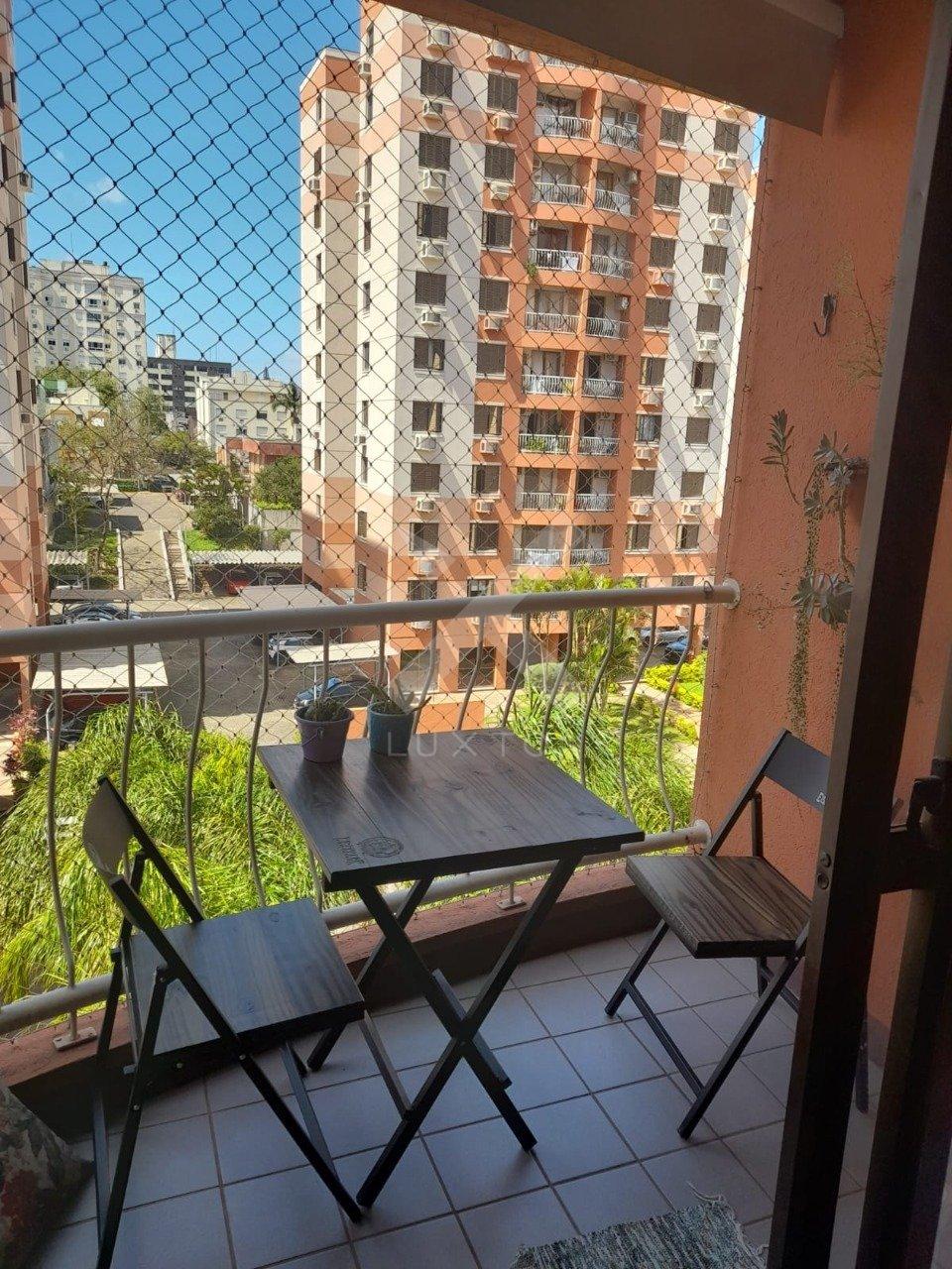 Apartamento à venda com 2 quartos, 58m² - Foto 7