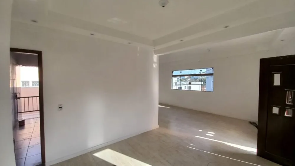 Casa, 4 quartos, 265 m² - Foto 2