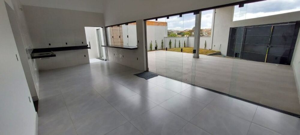Casa à venda com 3 quartos, 180m² - Foto 10