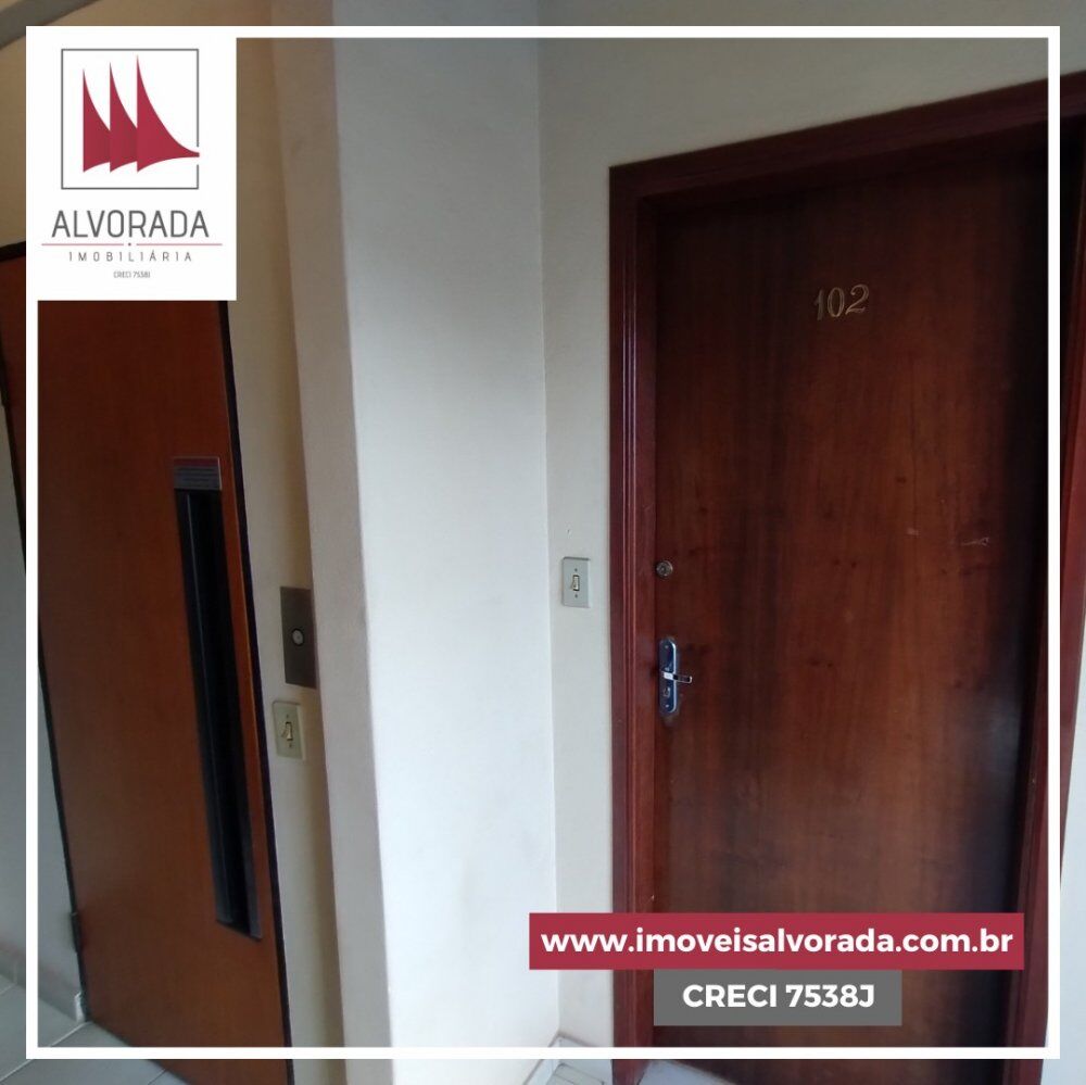 Apartamento à venda com 3 quartos, 150m² - Foto 3