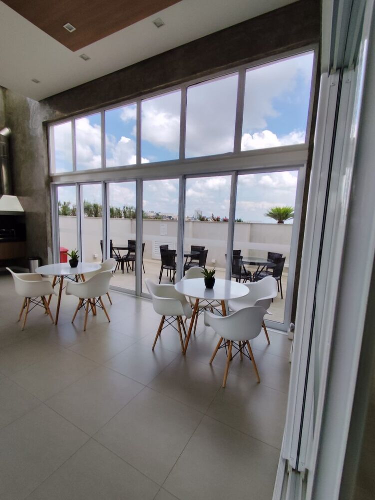 Apartamento para alugar com 2 quartos, 70m² - Foto 11