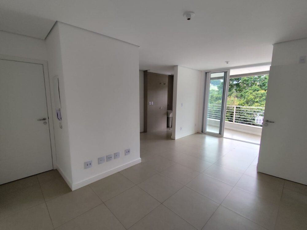 Apartamento para alugar com 2 quartos, 70m² - Foto 13