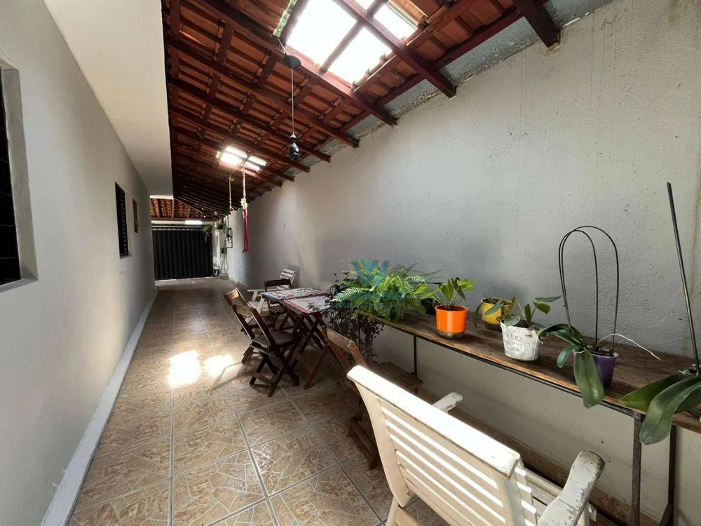 Casa, 6 quartos, 238 m² - Foto 4