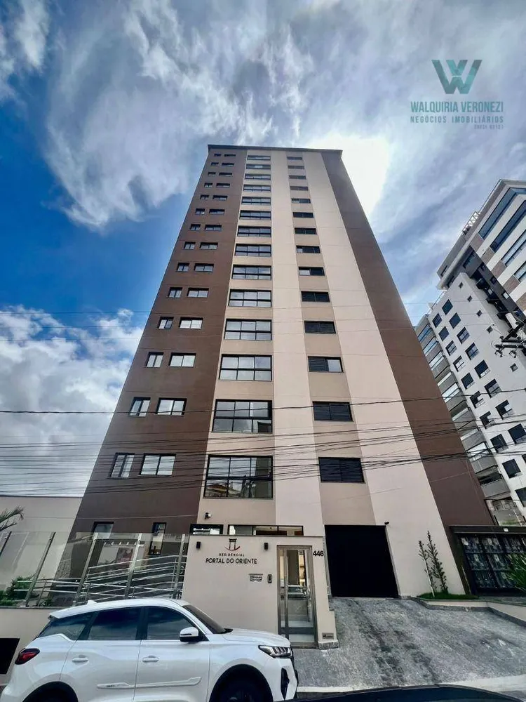 Apartamento, 3 quartos, 130 m² - Foto 1