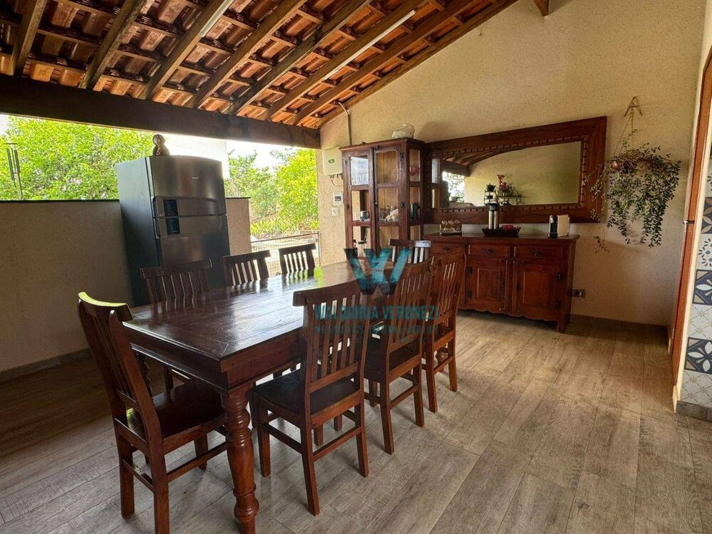 Chácara à venda com 3 quartos, 849m² - Foto 9