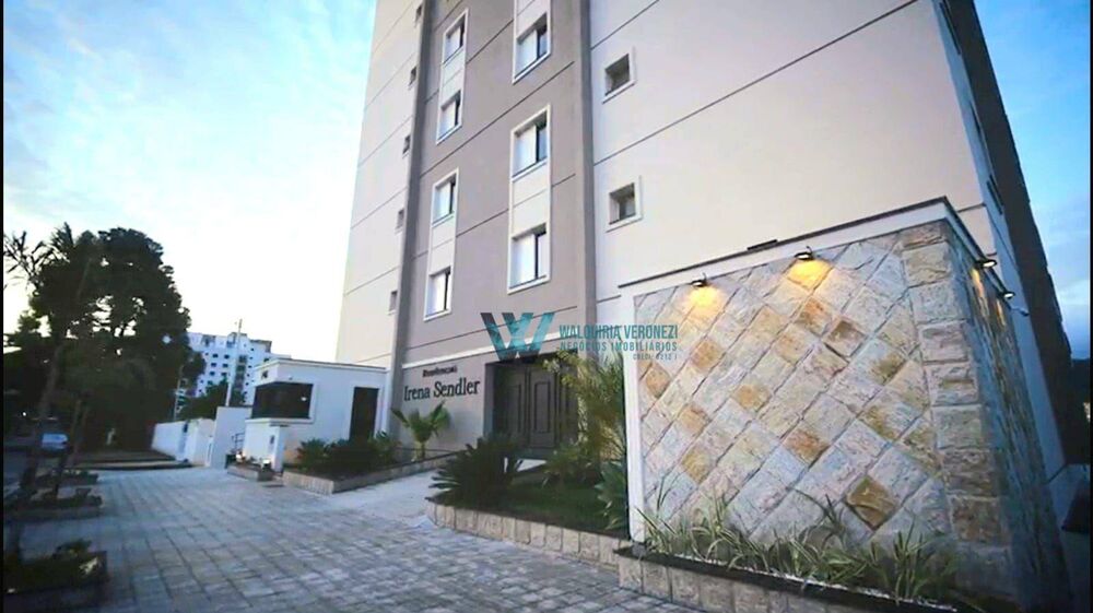 Apartamento à venda com 2 quartos, 74m² - Foto 1