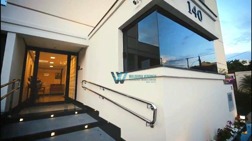 Apartamento à venda com 2 quartos, 74m² - Foto 2