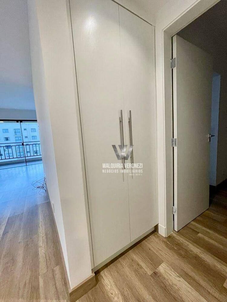 Apartamento à venda com 3 quartos, 125m² - Foto 8