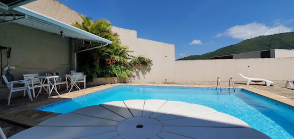 Casa, 3 quartos, 240 m² - Foto 3