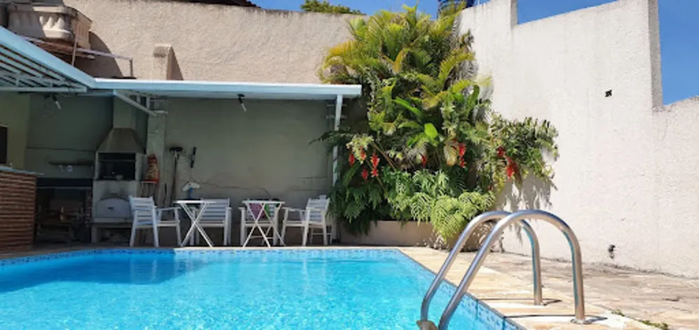 Casa, 3 quartos, 240 m² - Foto 1