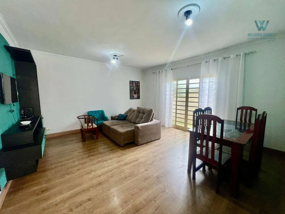 Casa, 3 quartos, 147 m² - Foto 2