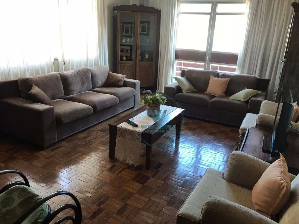 Casa, 3 quartos, 206 m² - Foto 2