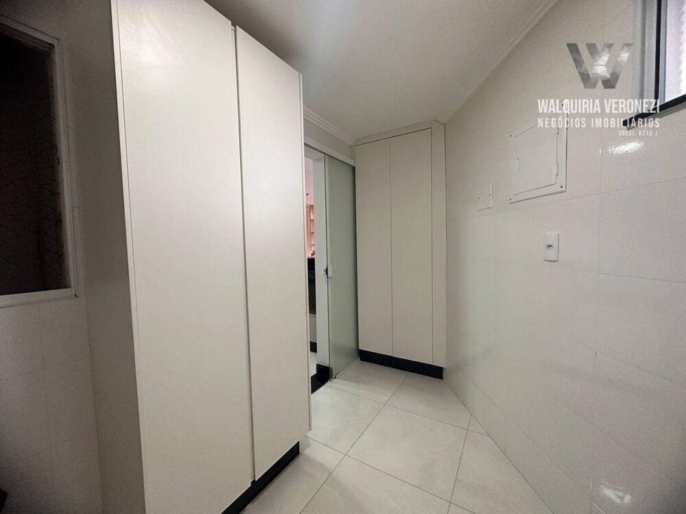 Apartamento à venda com 3 quartos, 144m² - Foto 7