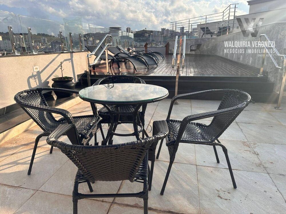 Apartamento à venda com 3 quartos, 144m² - Foto 3