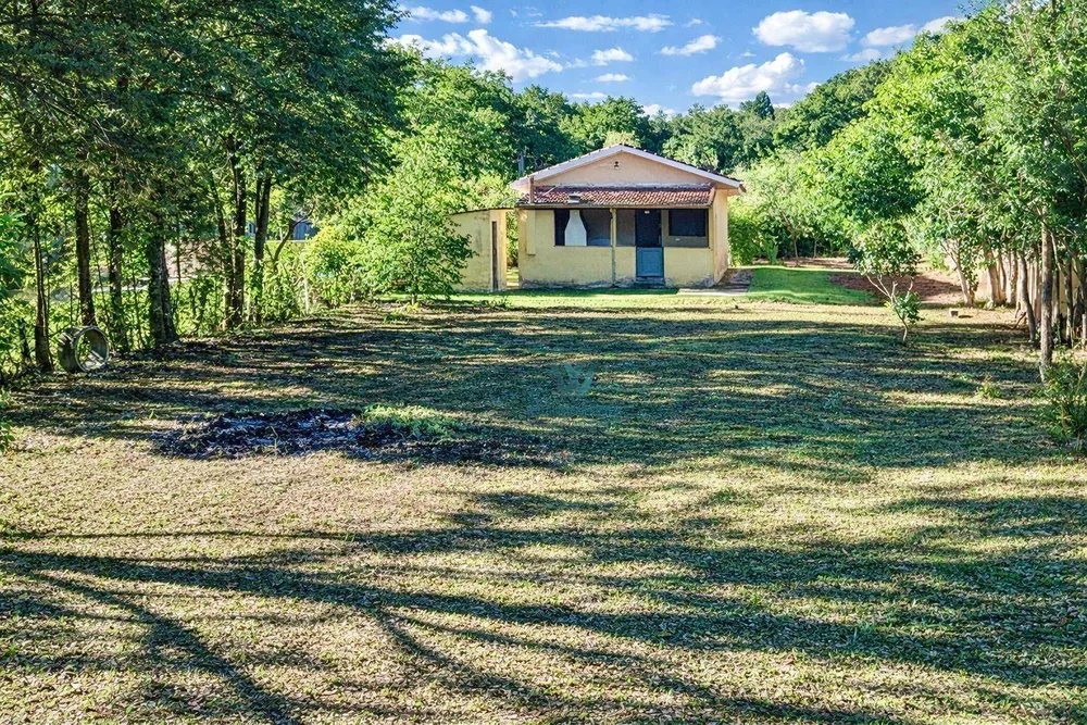 Chácara, 2 quartos, 1065 m² - Foto 1