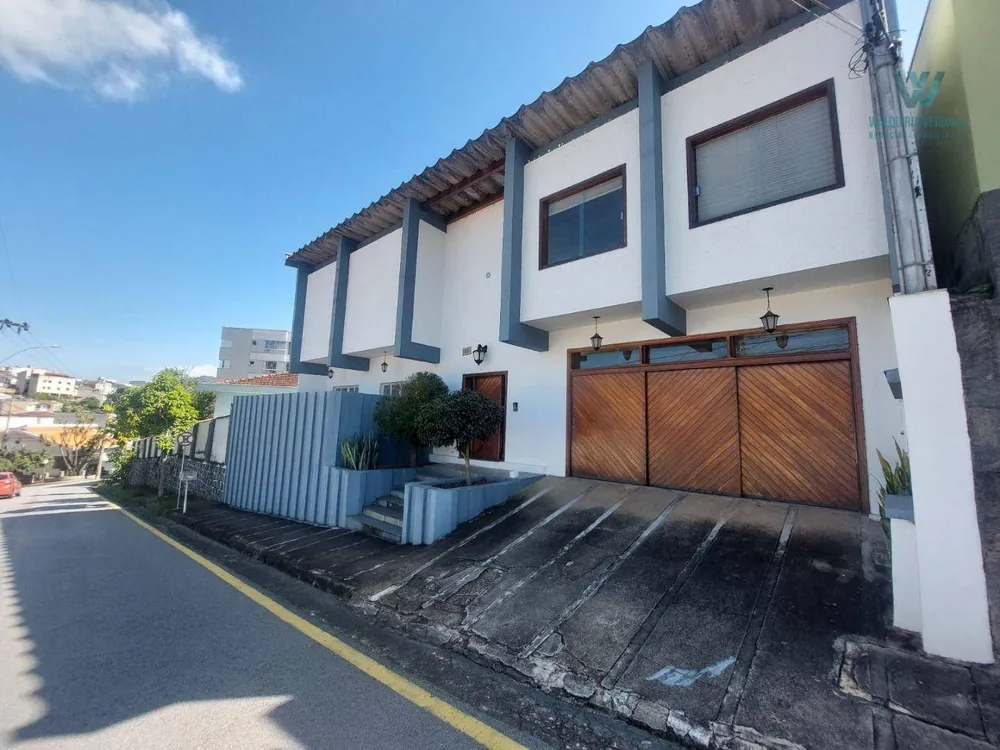 Casa, 4 quartos, 377 m² - Foto 1